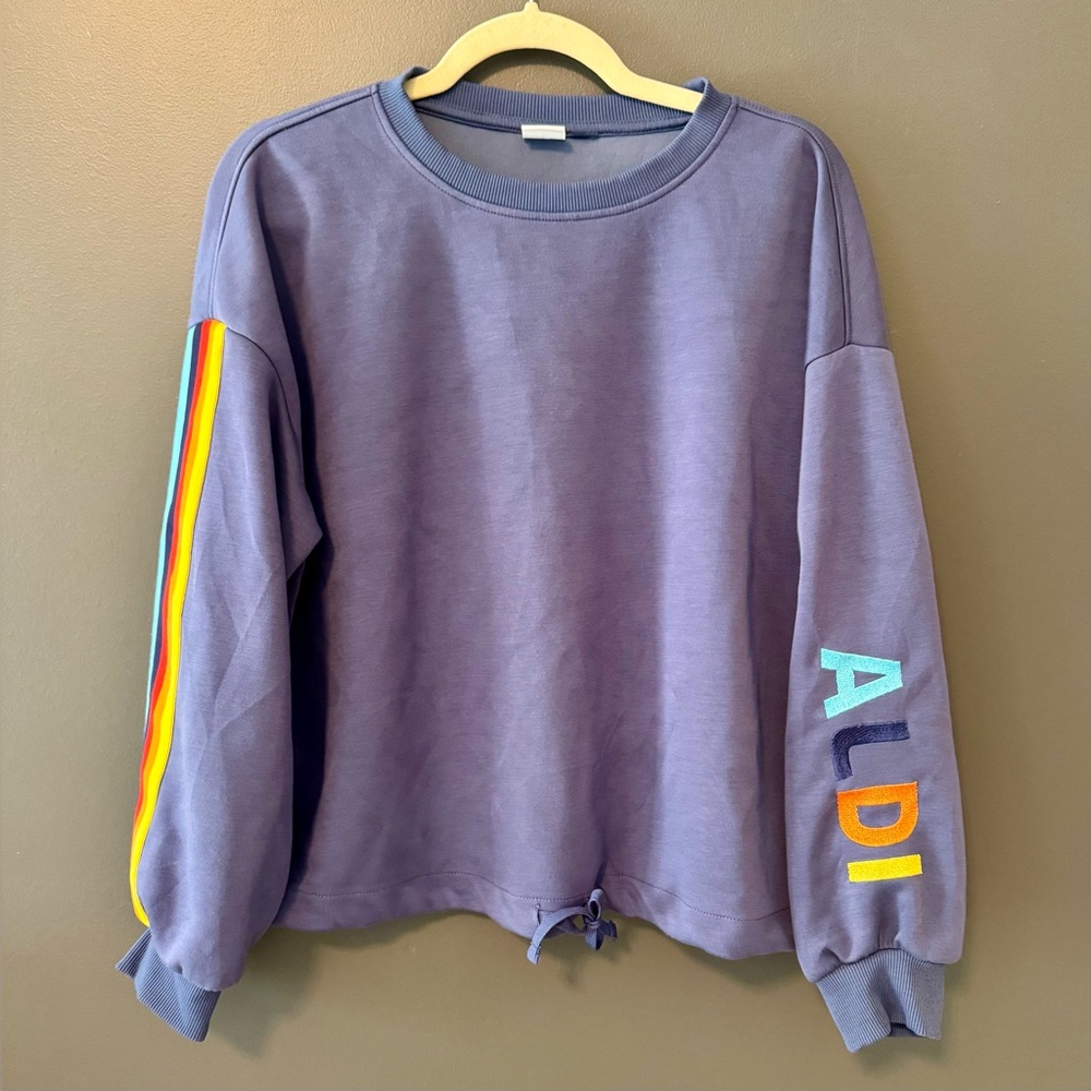 Aldi Gear Super Soft Crew Sweatshirt. Aldi rainbow embroidered logo. Size Medium